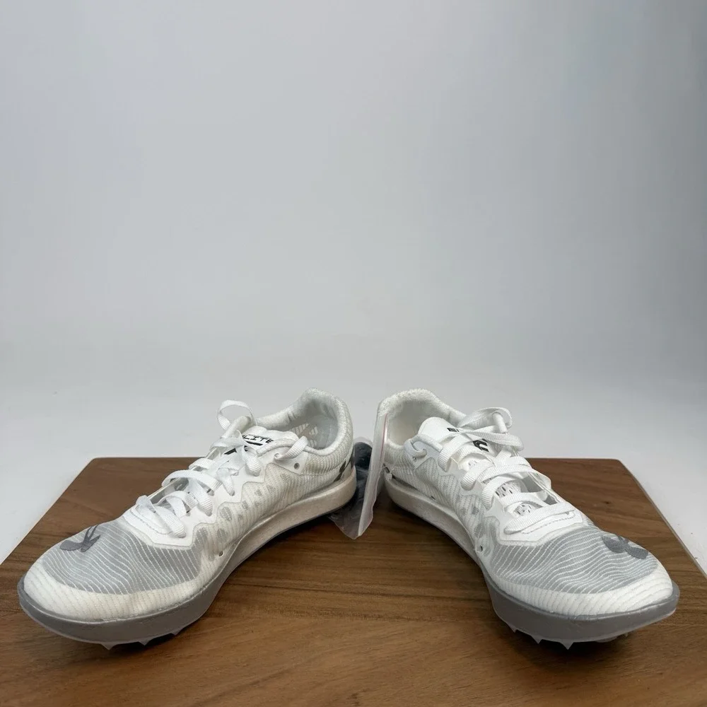 New‎ NWOB Womens Under Armour Shakedown Elite Spiked Track Shoes Sneakers 6.5 M